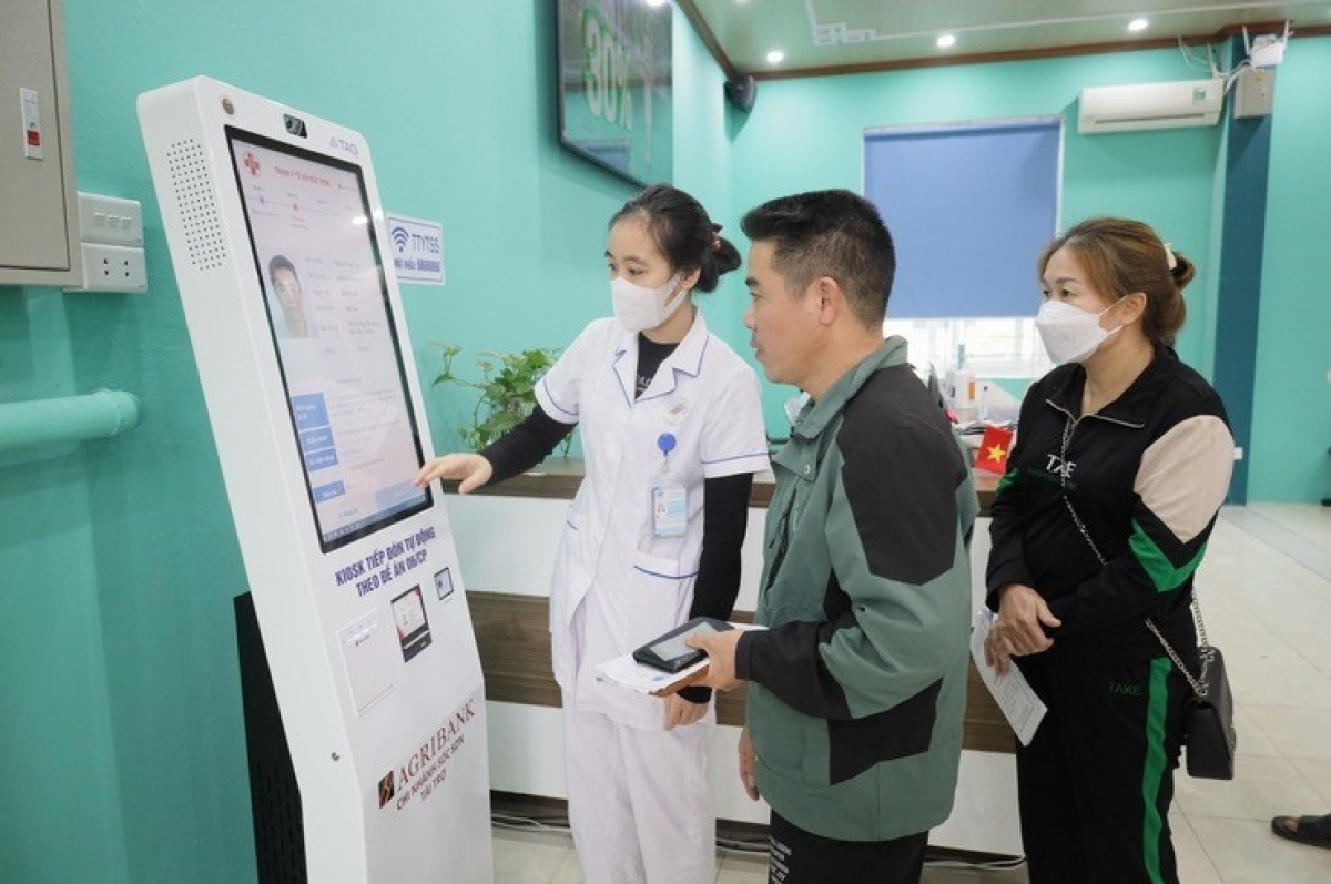 Tạo đột phá trong bảo vệ, chăm sóc, nâng cao sức khỏe Nhân dân